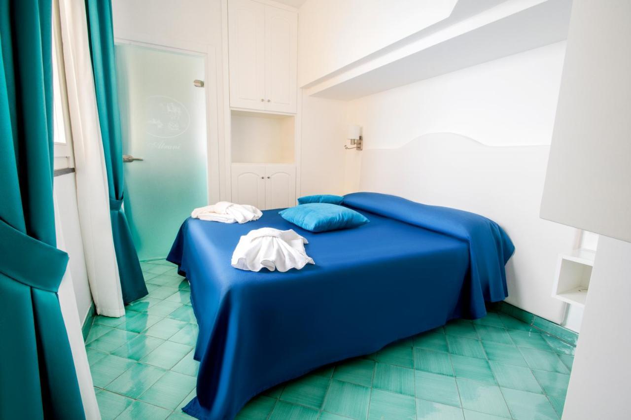 Hotel Villa Pandora Maiori Bagian luar foto