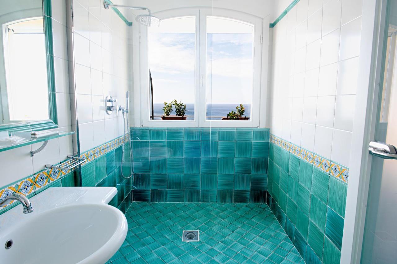 Hotel Villa Pandora Maiori Bagian luar foto