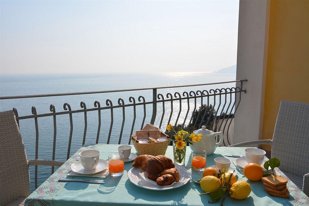 Hotel Villa Pandora Maiori Bagian luar foto