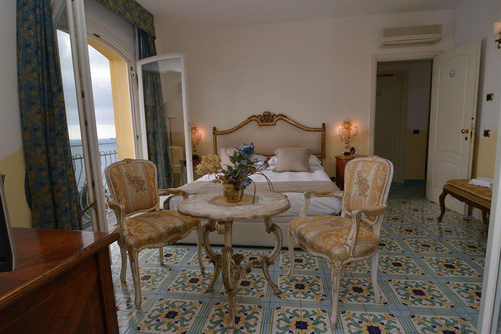 Hotel Villa Pandora Maiori Bagian luar foto